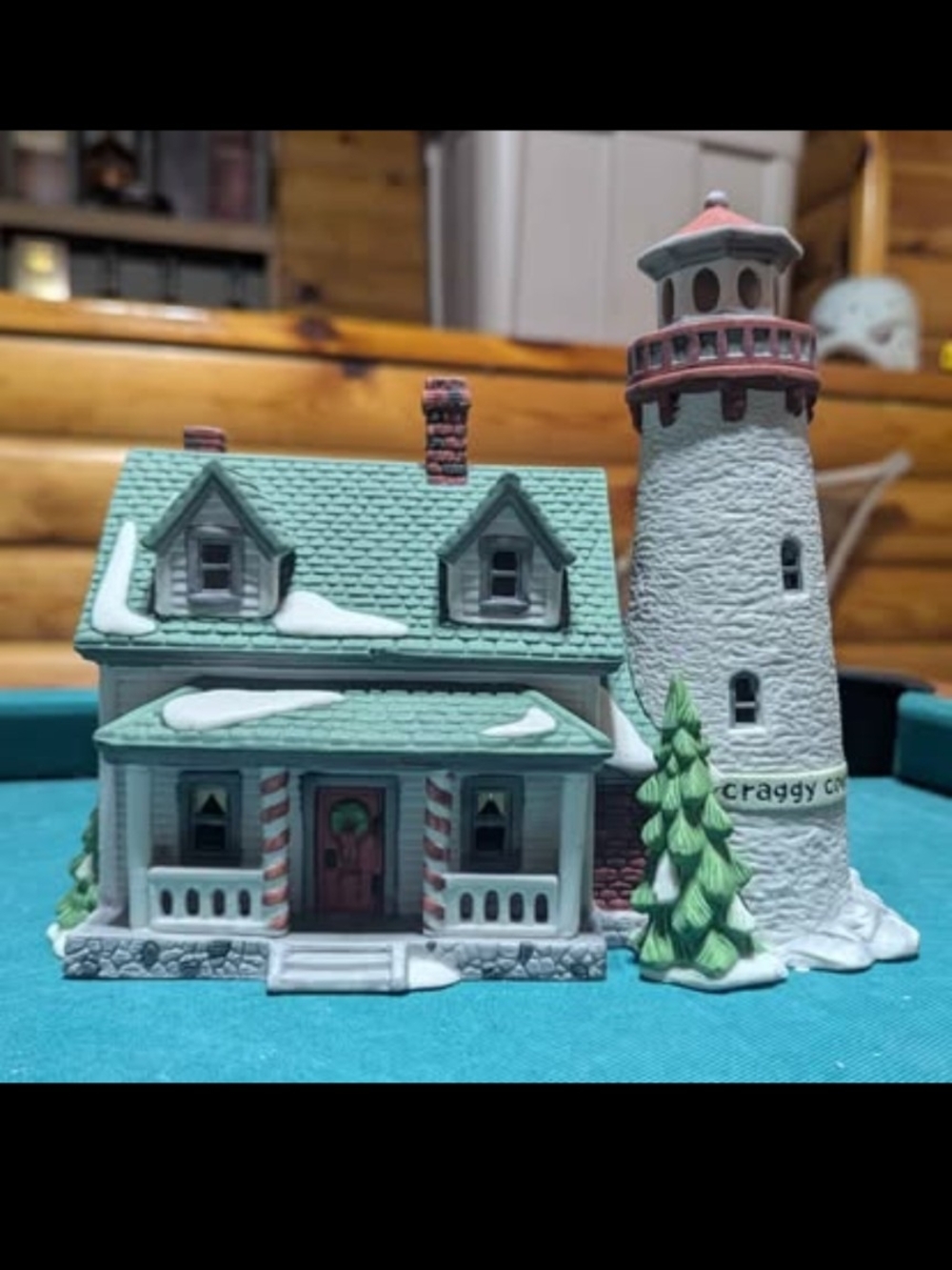 Department 56 - New England Village Series - Craggy Cove Lighthouse